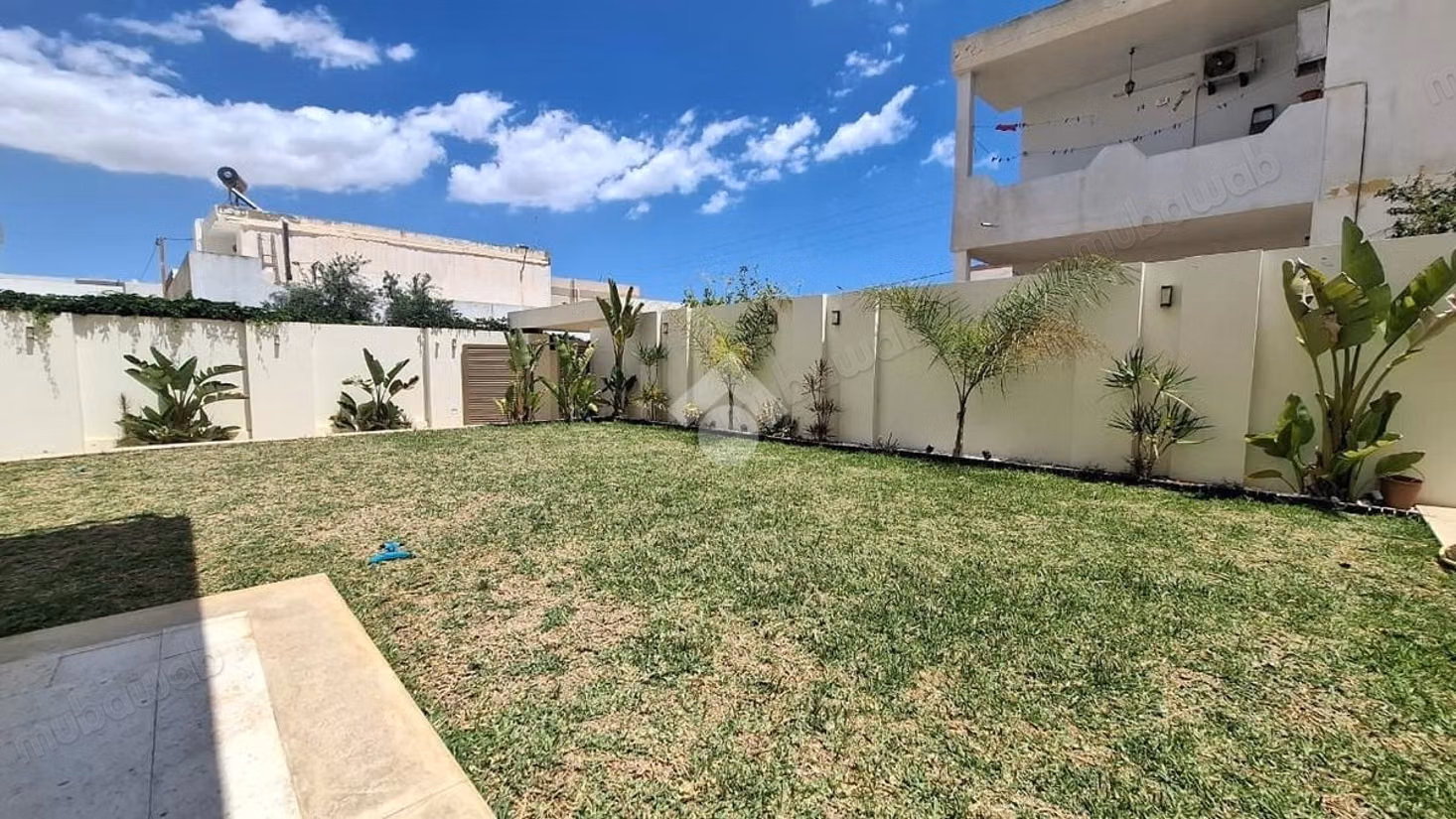 Una villa spaziosa in una zona strategica