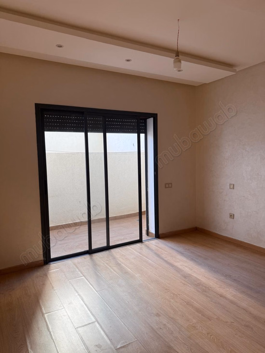 Vente d'un bel appartement à Ferme Bretonne Hay Arraha. Surface totale 74 m². Salon traditionnel et porte blindée