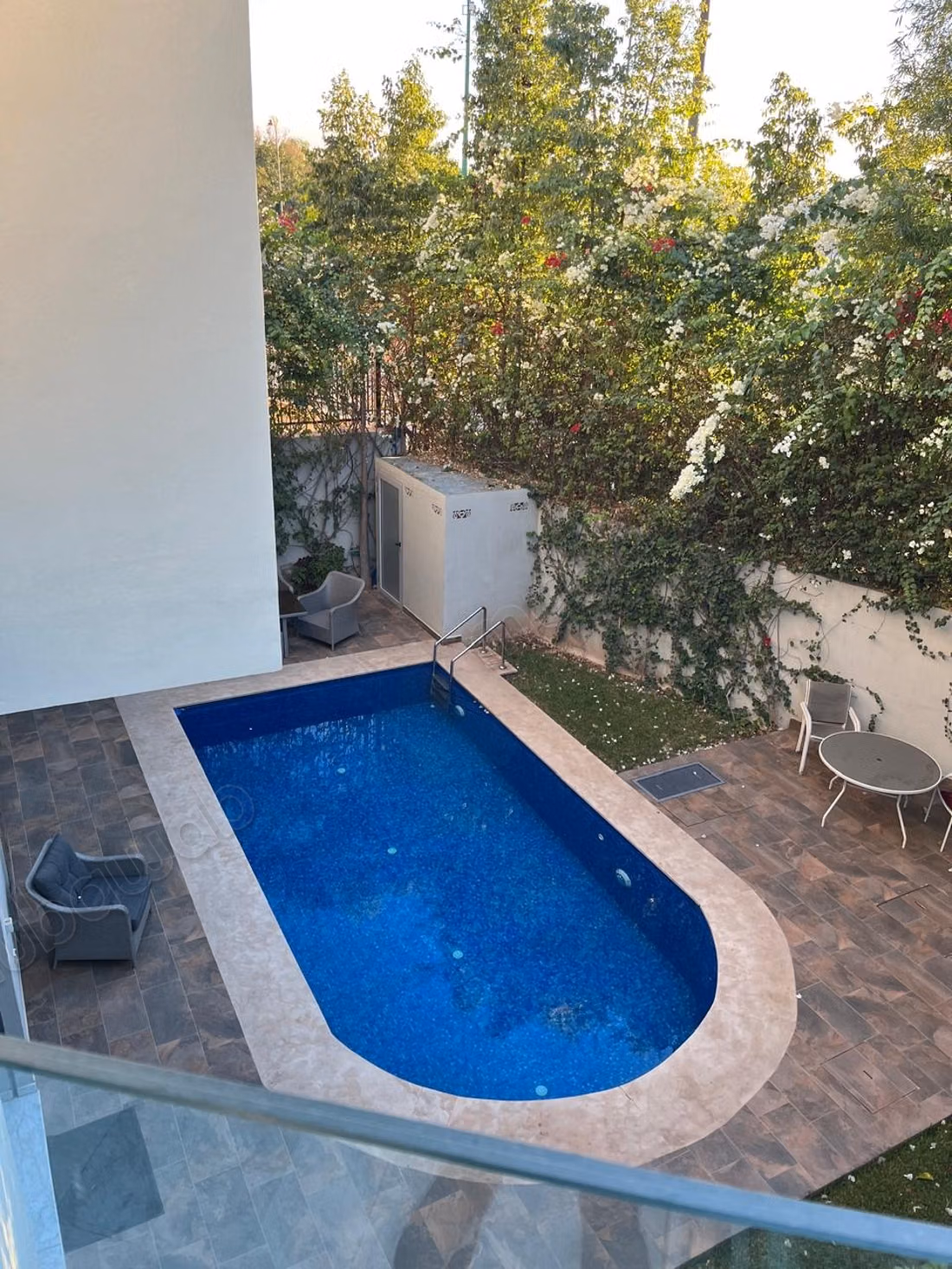 Excellent house for sale in Tarka. 5 stunning pieces. Moroccan lounge, and security and guard service