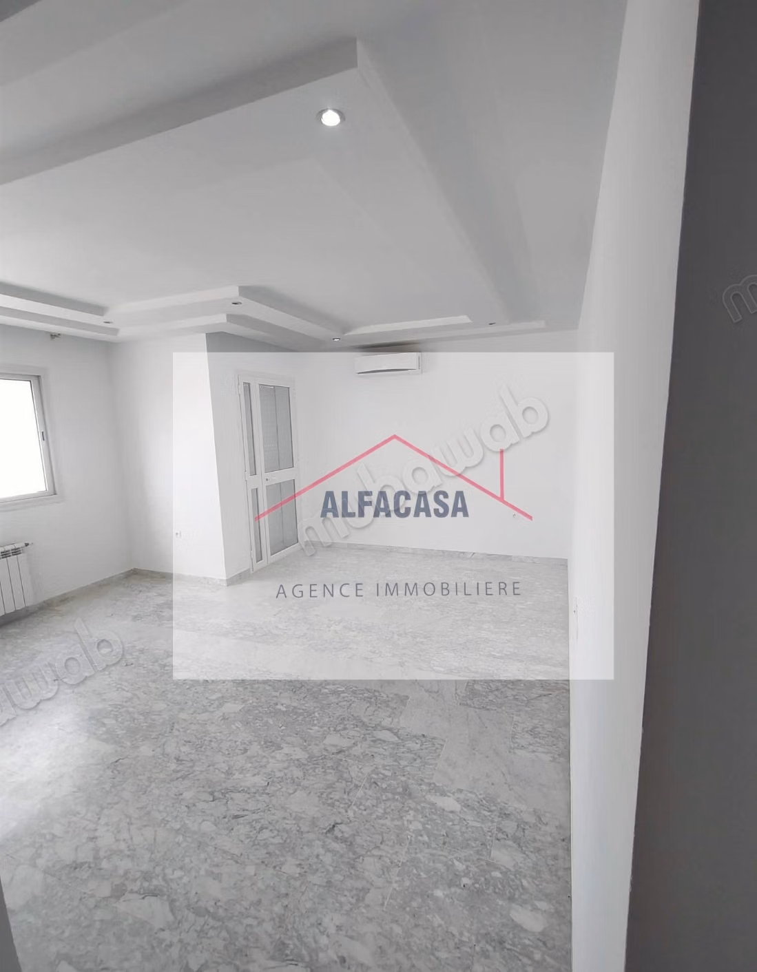 À vendre un appartement s2 a cité el wahat