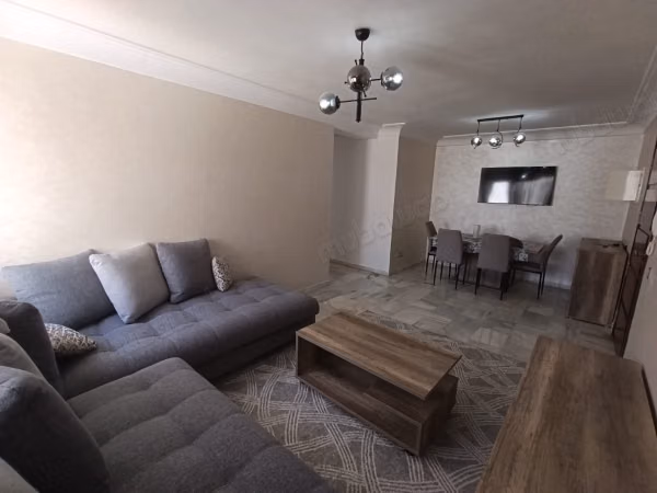 Superbe appartement à louer en Hassan Centre Ville. 2 pièces. Bien meublé