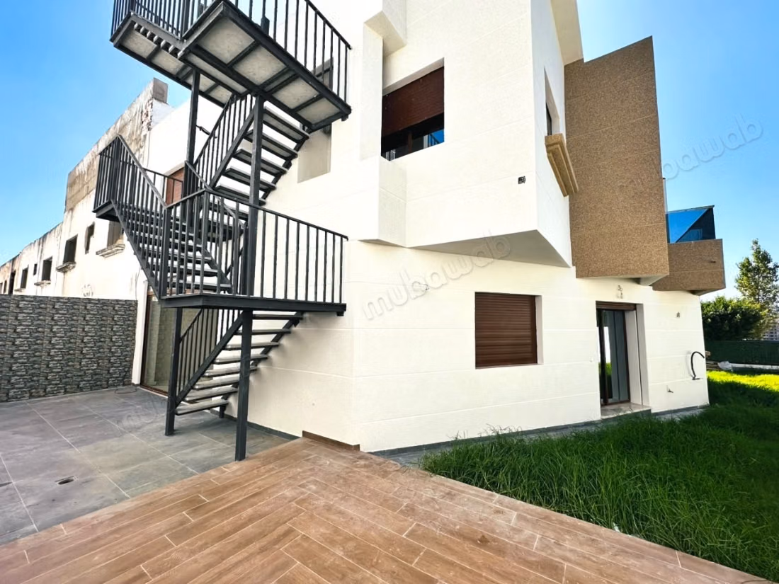 Villa for Sale with Panoramic Sea View