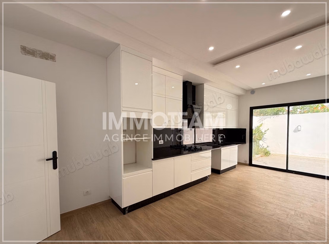 A vendre une villa à Yasmine Hammamet