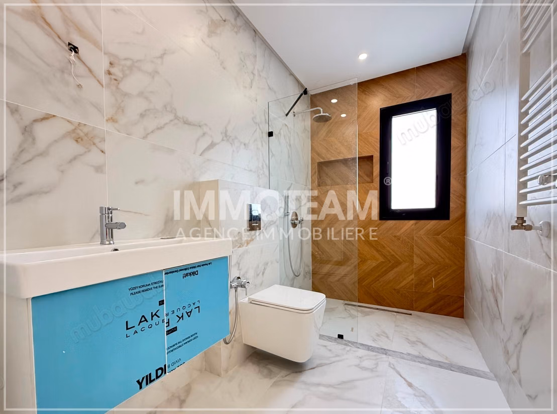 A vendre une villa à Yasmine Hammamet