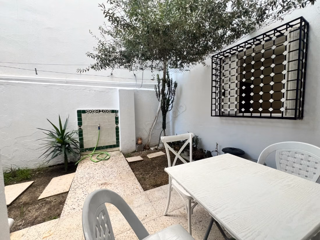 A louer: Maison indépendante à la corniche Hammamet