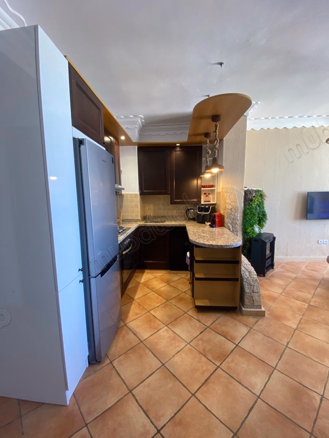 Appartamento in affitto a Dar Bouazza. Superficie di 90 m². Ben arredato