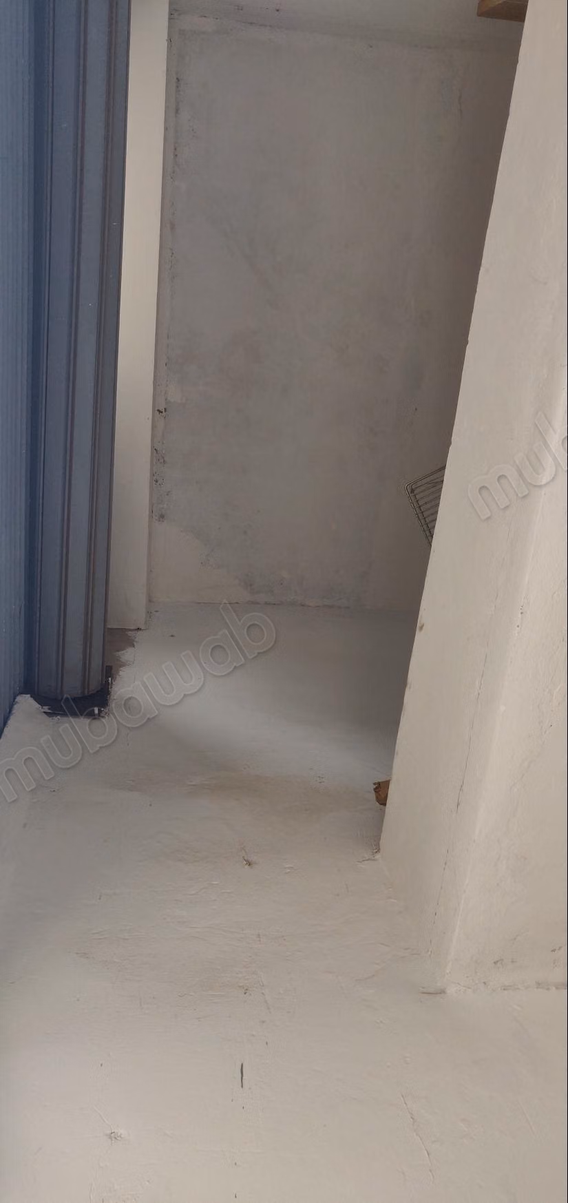 Beau local à vendre à Hay Mesk Lil.
Superficie 16 m²