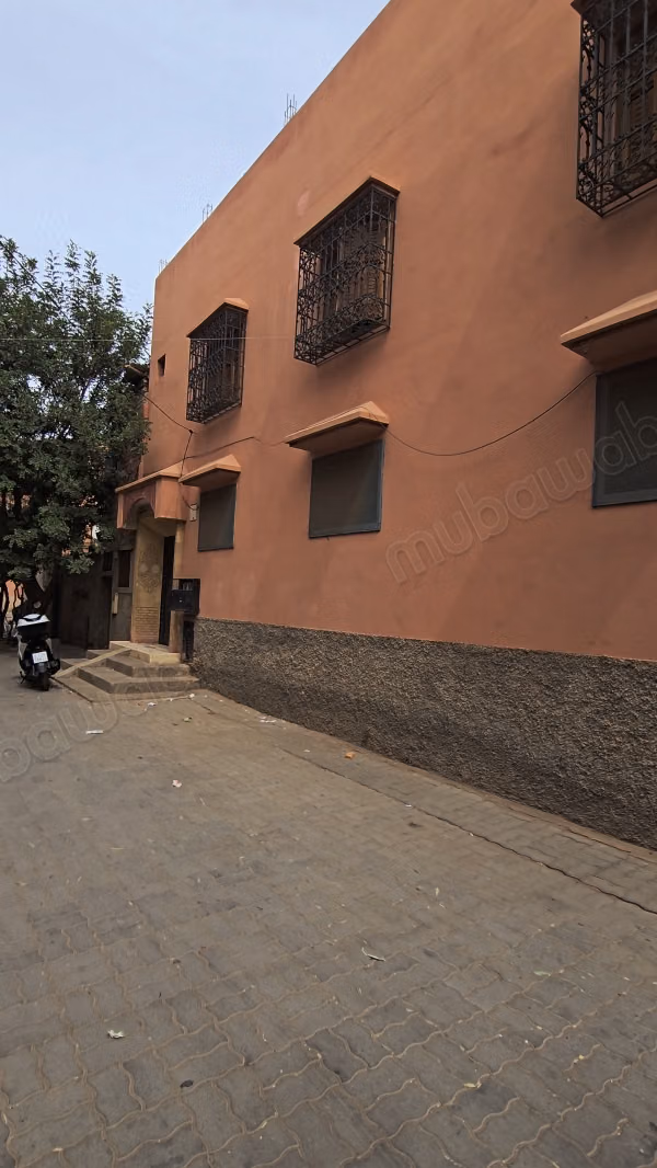 Huis te koop in Mhamid Bouaakaz. Oppervlakte 131 m²