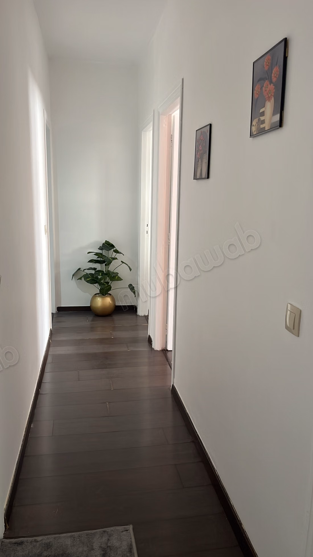 Muy bonito apartamento en alquiler en el centro de Hassan. 3 habitaciones grandes. Bien amueblado
