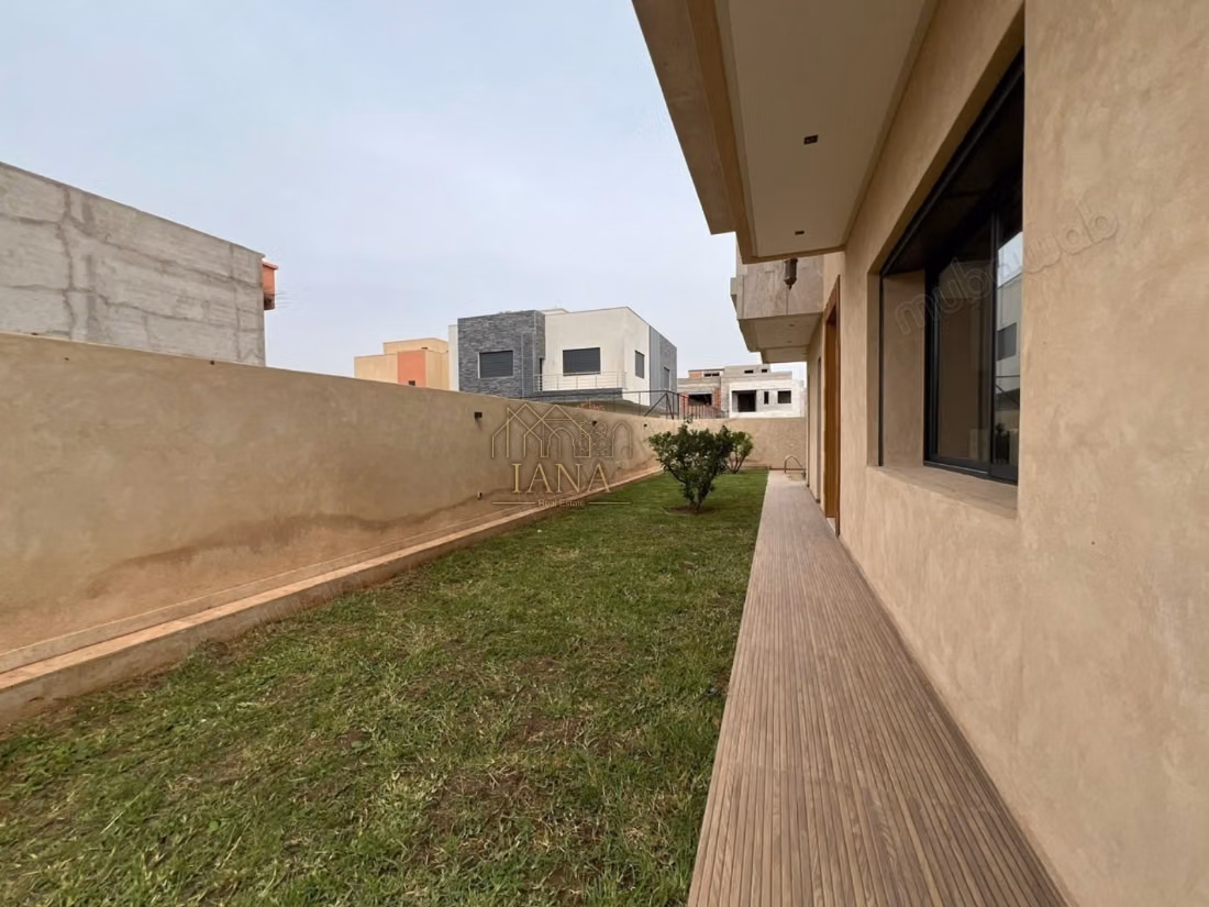 Villa for sale in Targa Marrakech 5 suites, swimming pool
