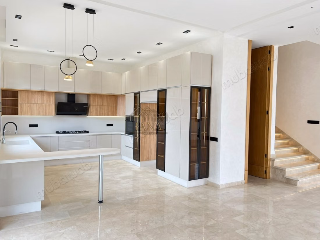 Villa for sale in Targa Marrakech 5 suites, swimming pool