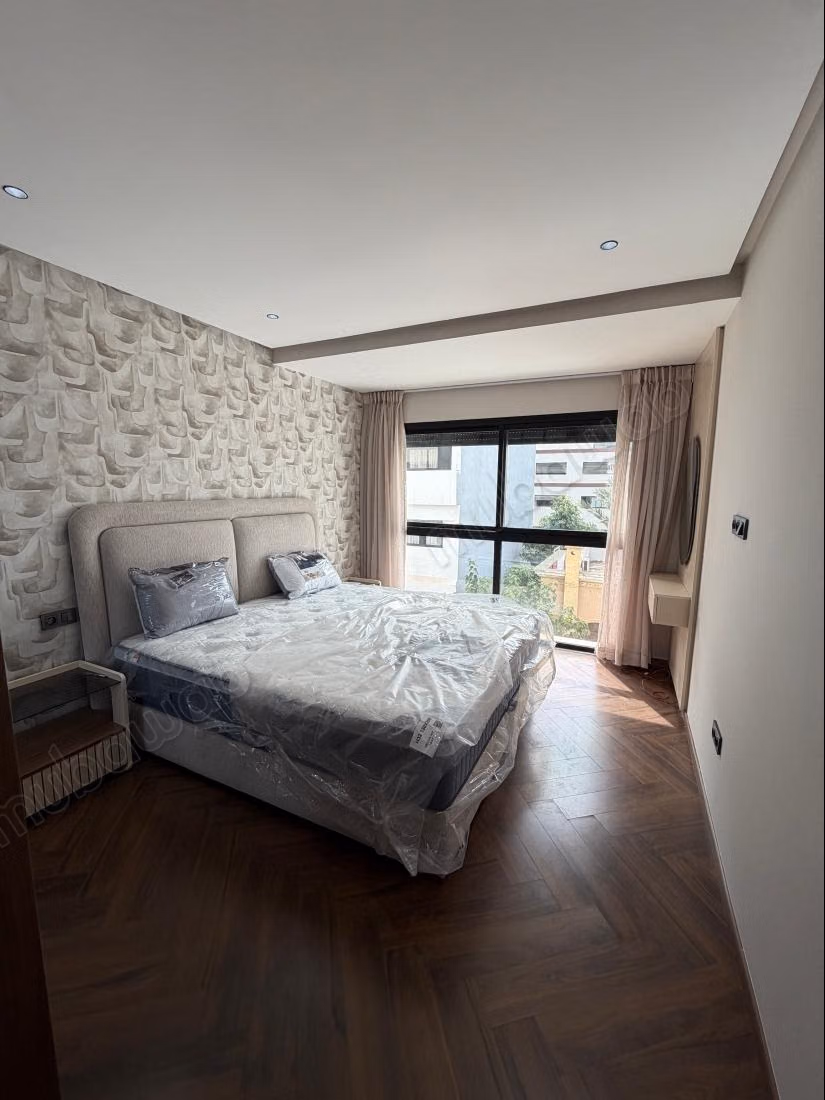 Superb new studio well furnished with terrace