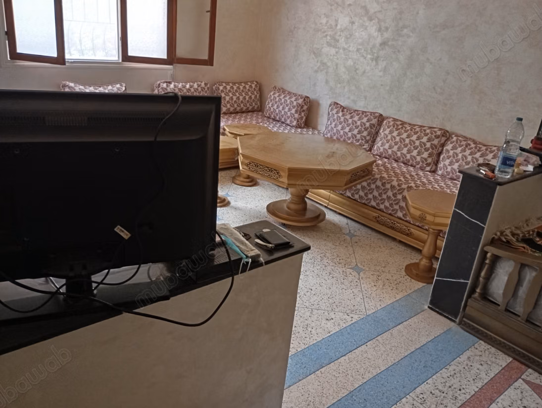Huis te koop in Khénifra. Oppervlakte 340 m². Beveiligde residentie