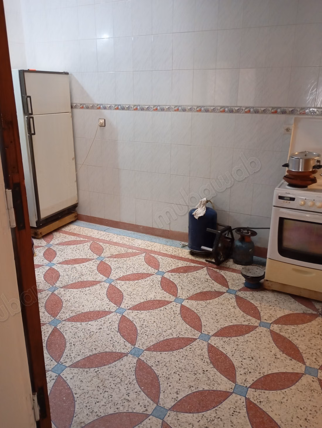 Huis te koop in Khénifra. Oppervlakte 340 m². Beveiligde residentie