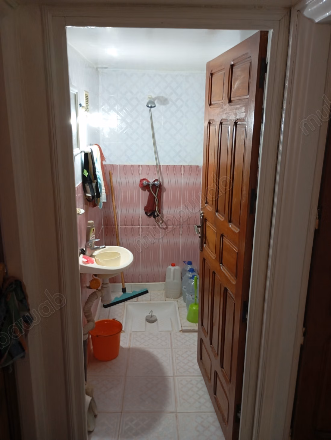 Huis te koop in Khénifra. Oppervlakte 340 m². Beveiligde residentie