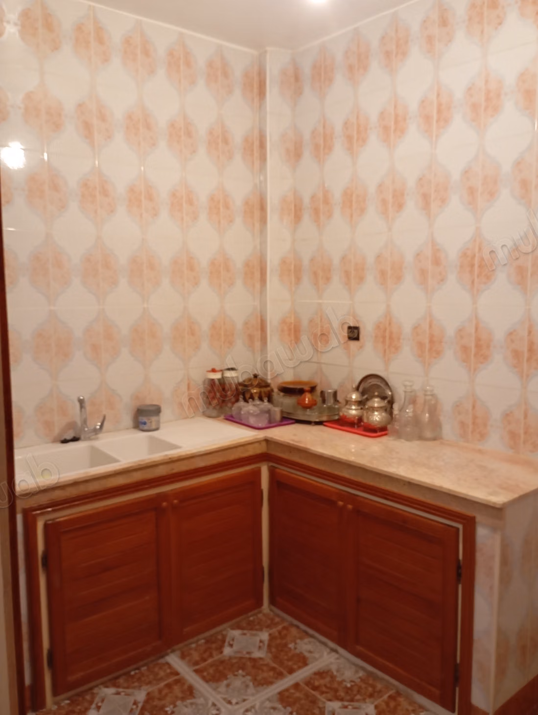Huis te koop in Khénifra. Oppervlakte 340 m². Beveiligde residentie