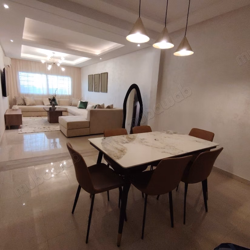Alquiler de un apartamento en la Ruta Casablanca. 2 habitaciones agradables. Amueblado