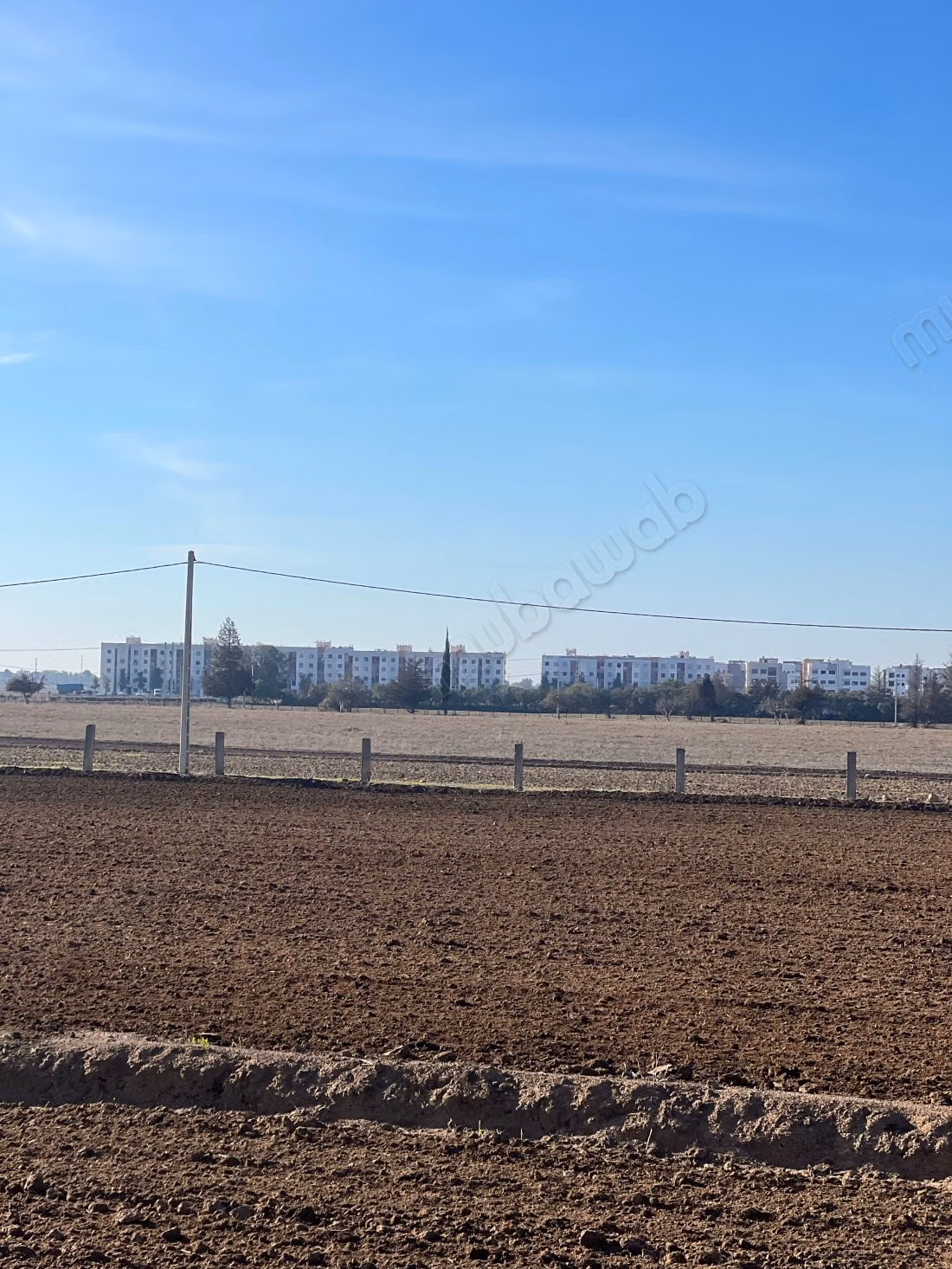 Terrain à vendre à Les Chenes. Superficie de 100000 m²