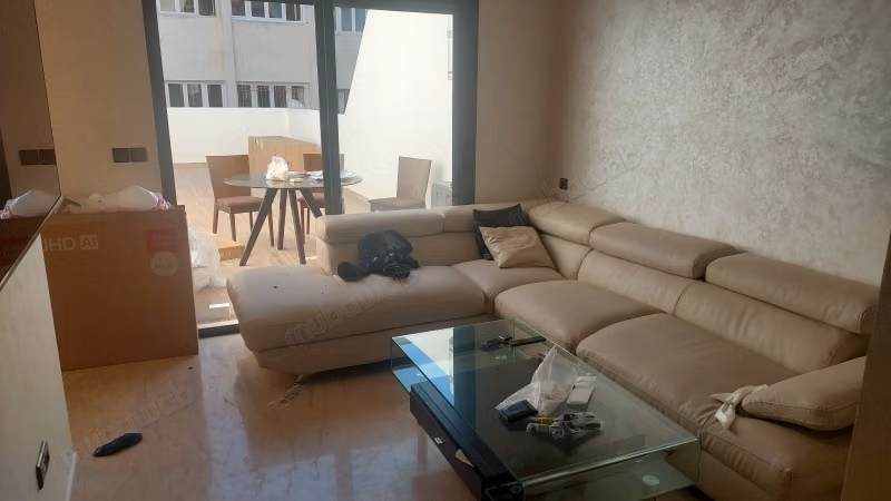 Zeer mooi appartement te huur in Maârif. 1 mooie slaapkamer. Goed ingericht