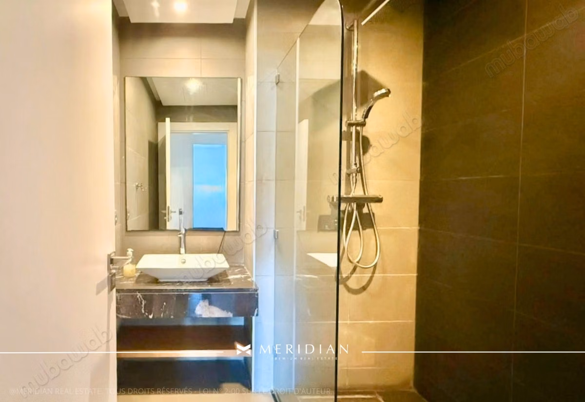 Furnished Apartment Rental 113m² at CFC