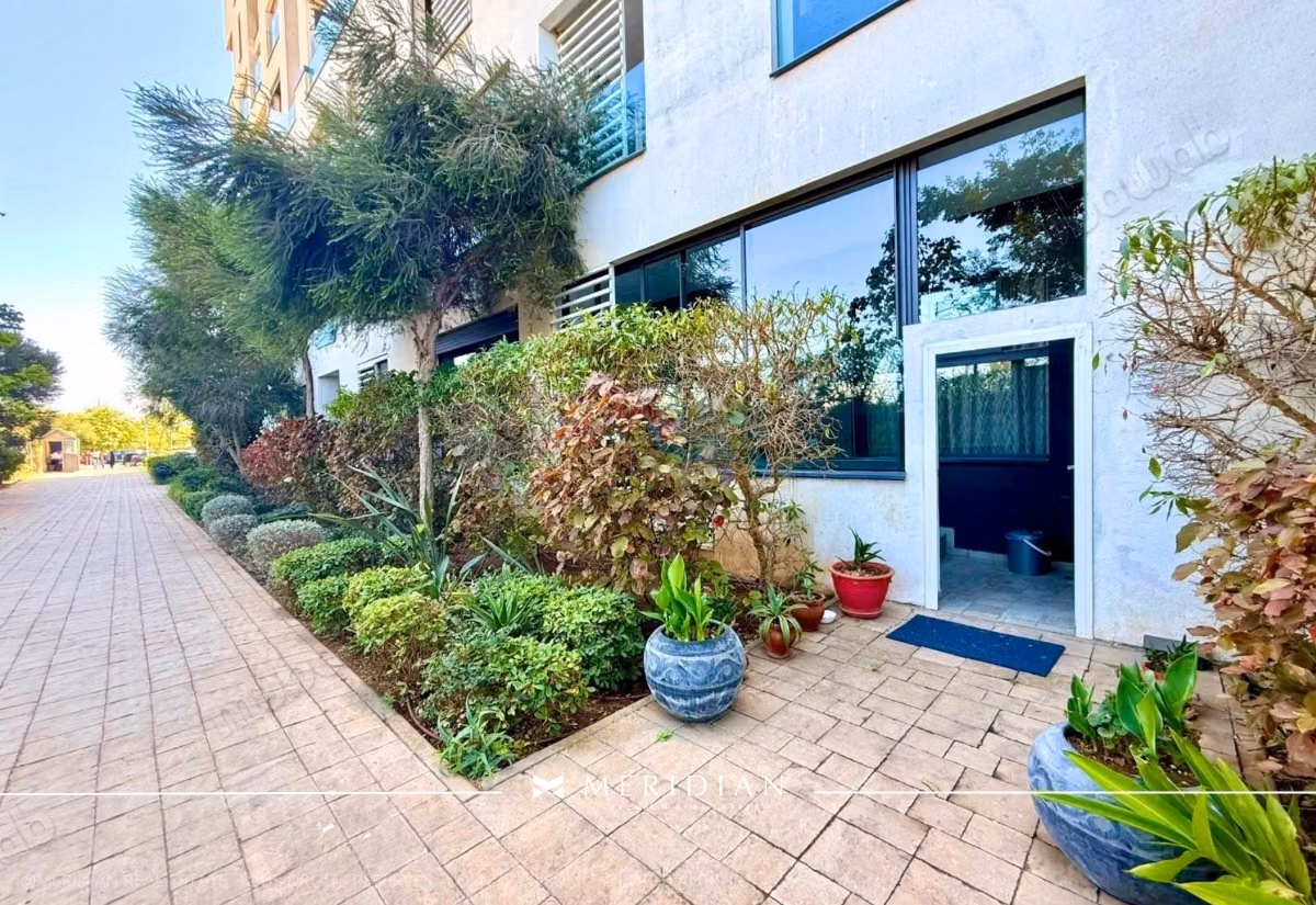 Furnished Apartment Rental 113m² at CFC
