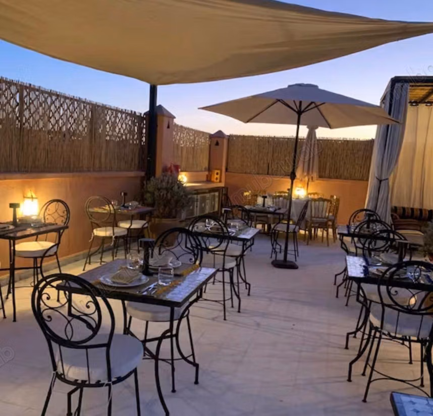 Beautiful Turn Key Guesthouse for Sale 
Kasbah 
1.4 million Euro Negotiable