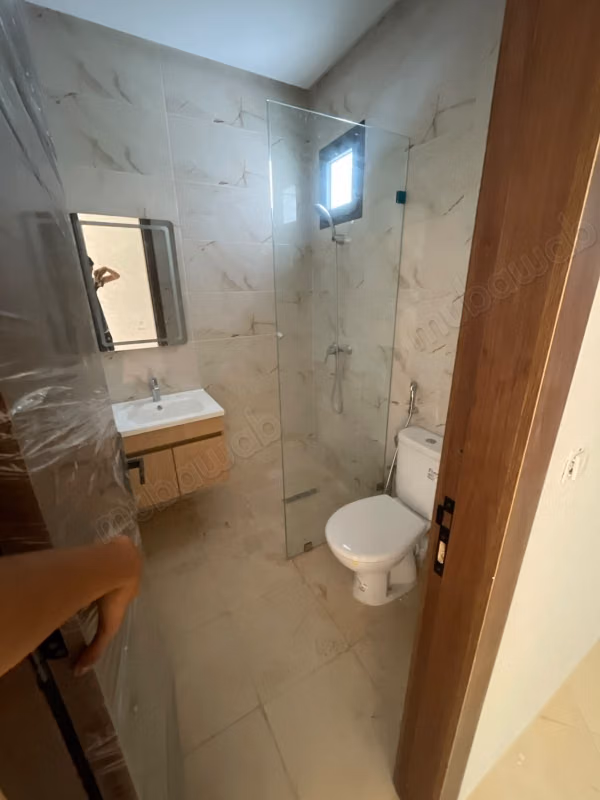 Vendita di un appartamento a Maamora. 2 belle camere da letto. Con ascensore