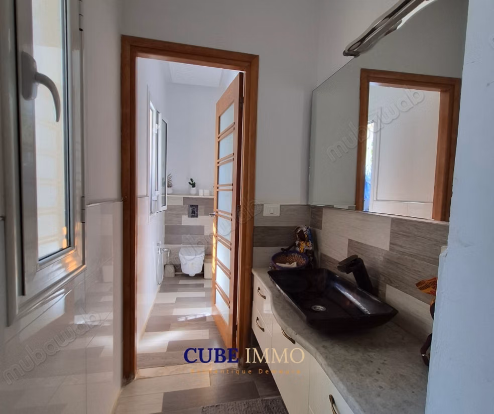 Triplex meublé spacieux et indépendant