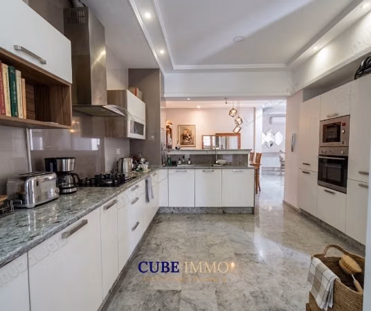 Triplex meublé spacieux et indépendant