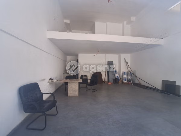 Comercio en venta 43 m² Zona Industrial Oukacha Casablanca
