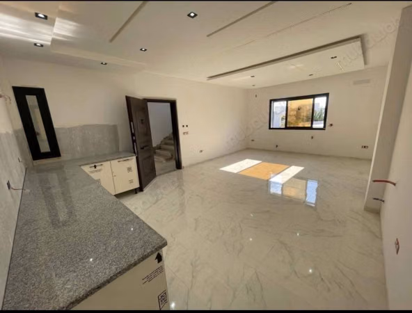 A vendre S2 NEUF Hammamet centre – Ascenseur