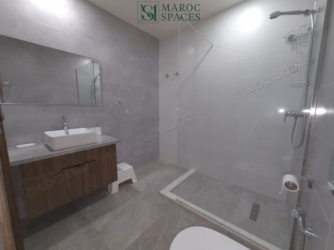 À louer, appartement de 3 chambres, CFC, un cas CFC 005