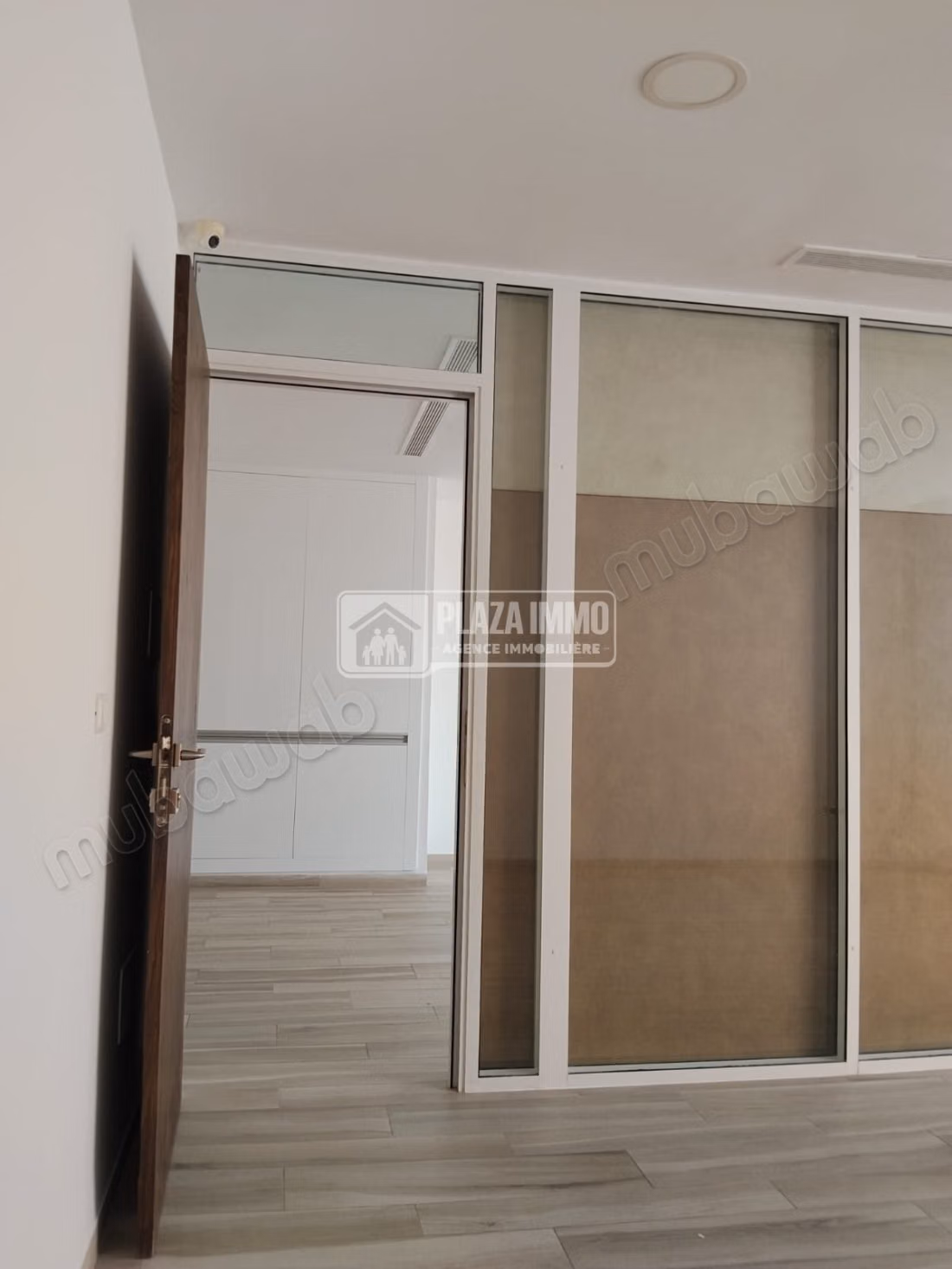 For rent an office space at Lake 2