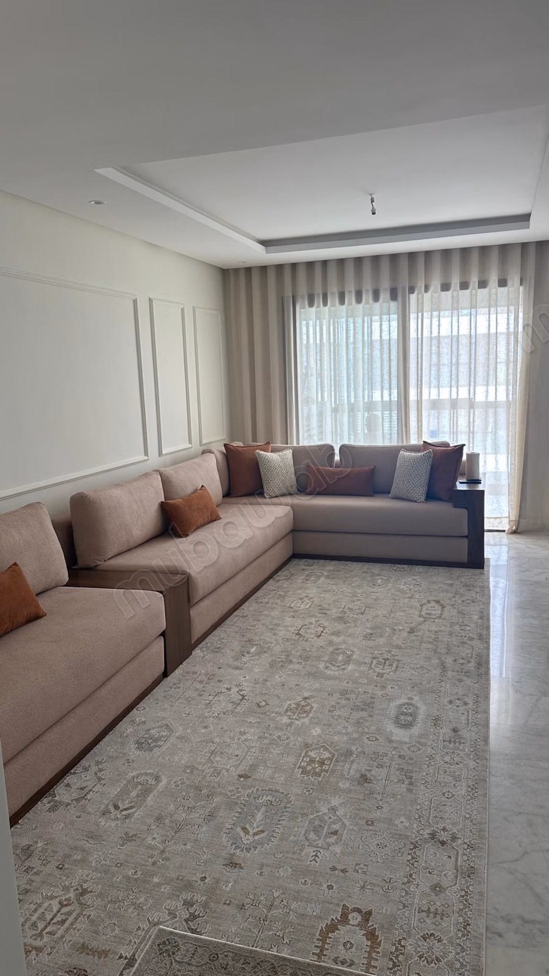 For rent superb furnished apartment, 134 m², 3 bedrooms