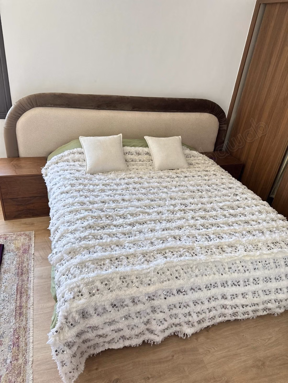 For rent superb furnished apartment, 134 m², 3 bedrooms