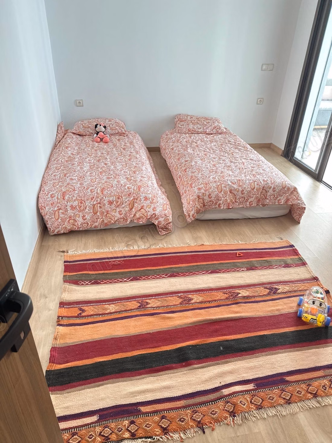 For rent superb furnished apartment, 134 m², 3 bedrooms