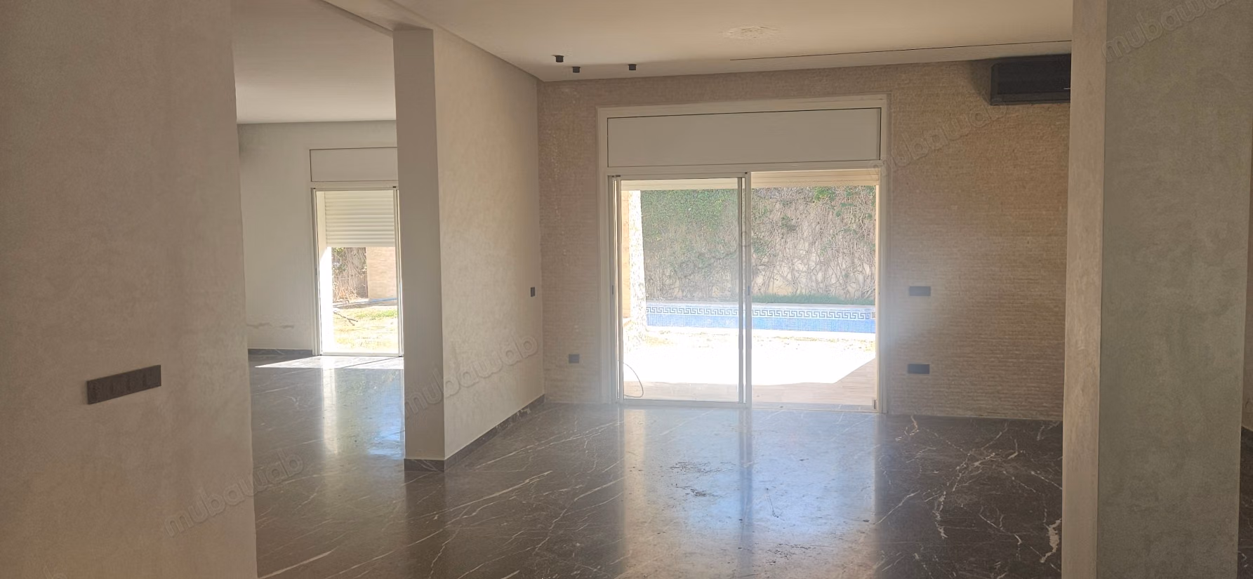 Prachtige villa met zwembad, volledig gerenoveerd in Hay Riad