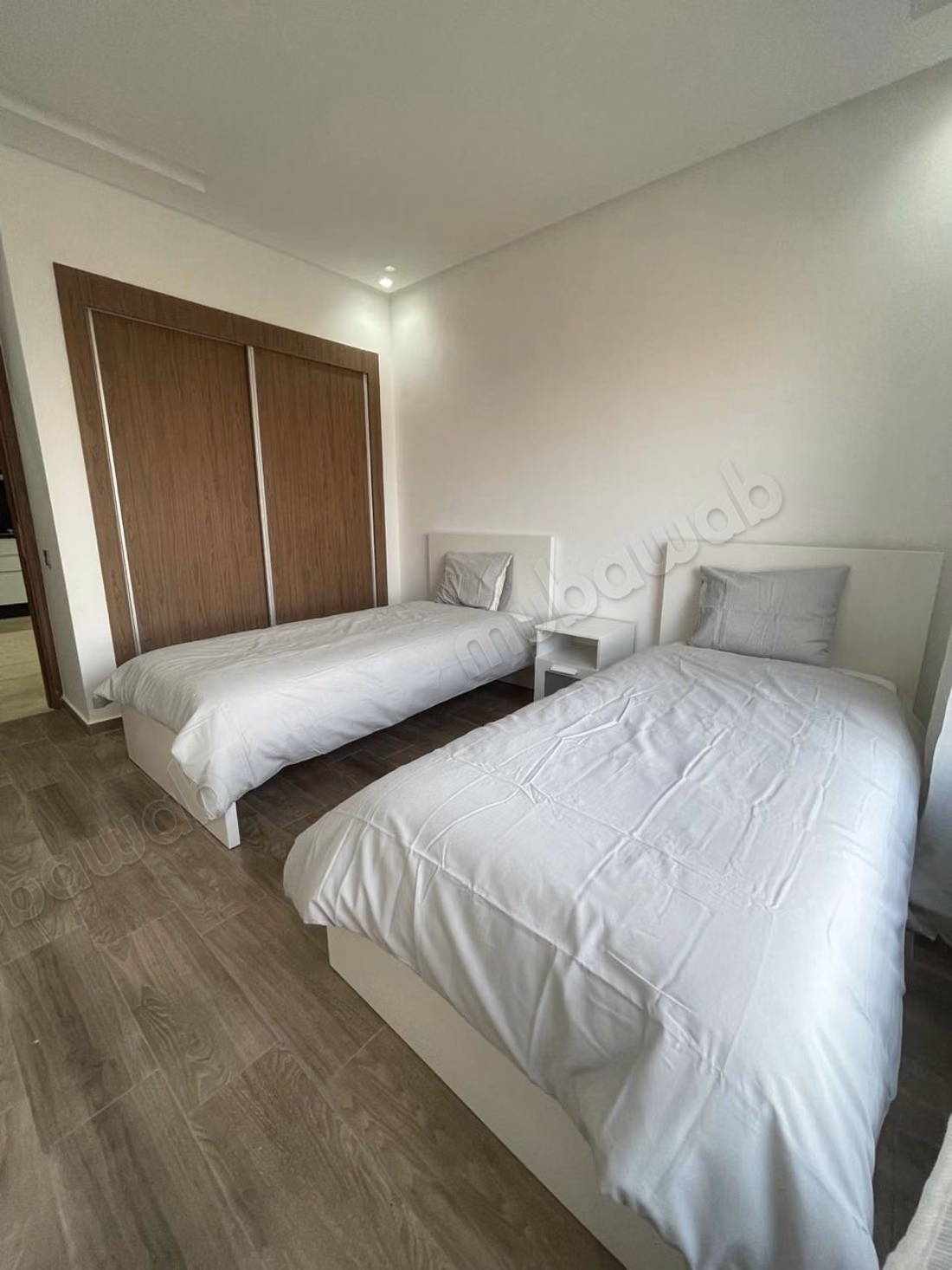 À LOUER – Bel appartement moderne avec terrasse