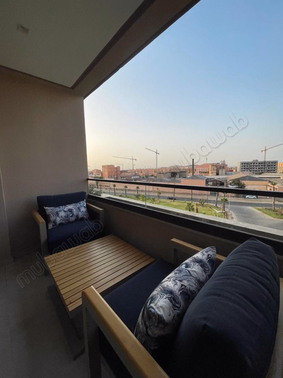À LOUER – Bel appartement moderne avec terrasse