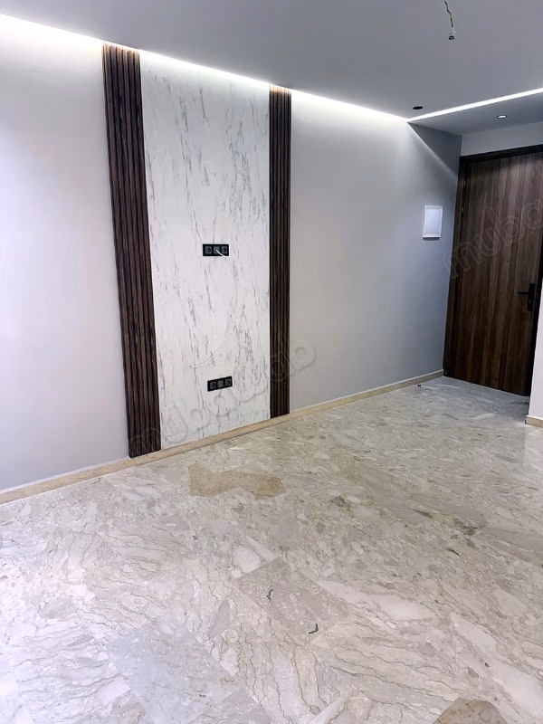 Appartamento in affitto a Les Hôpitaux. 1 Stanza. Residenza con portineria, aria condizionata centrale