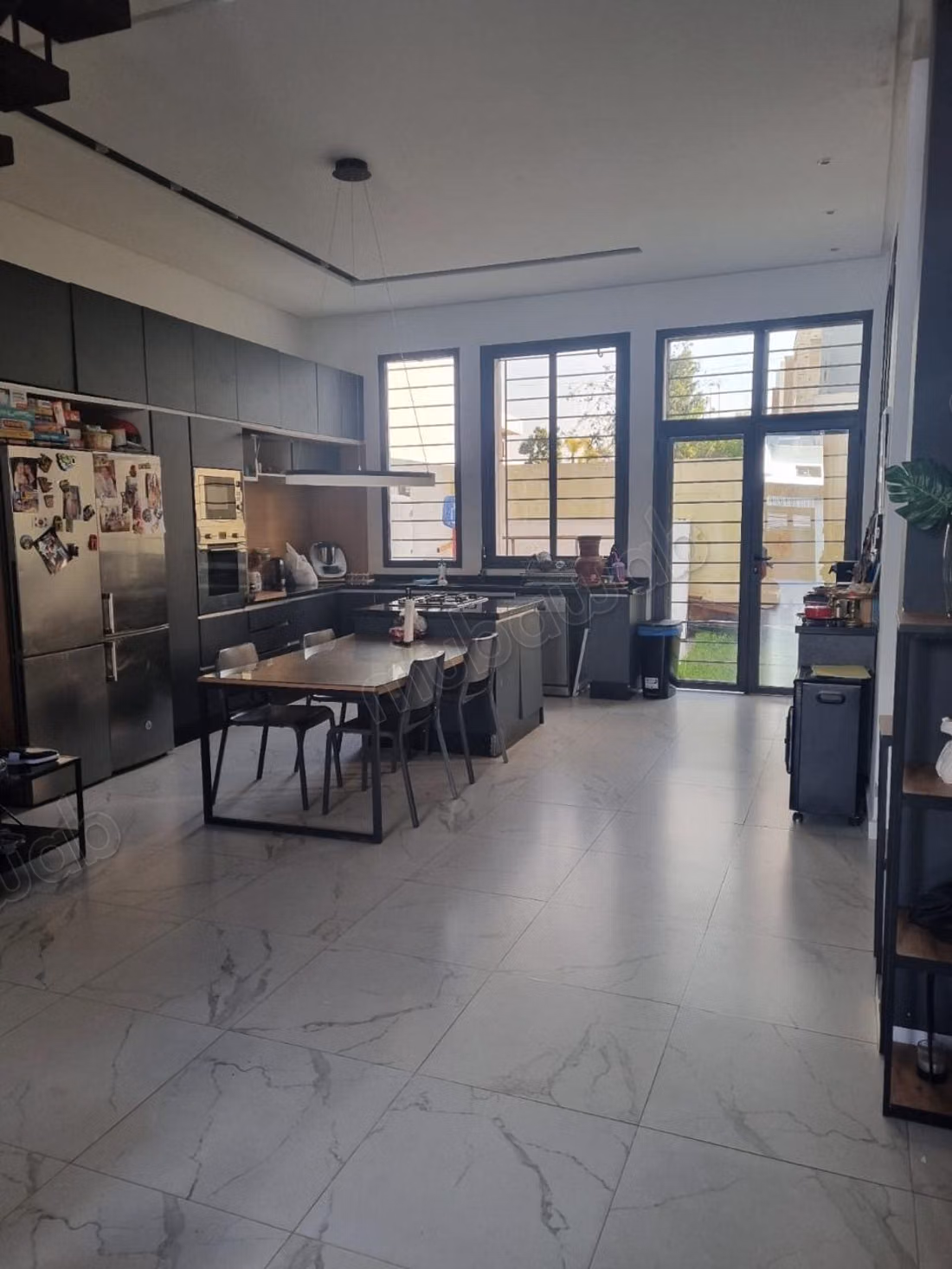 Location villa de luxe à jardin d”ikem. 5 pièces confortables. Meublé