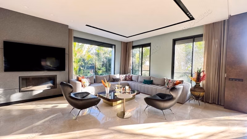 Semi-Detached Villa for Sale in Green City