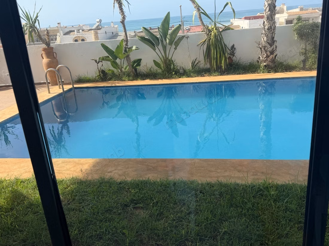 Magnificent villa for sale in Harhoura. 8 rooms. Well furnished