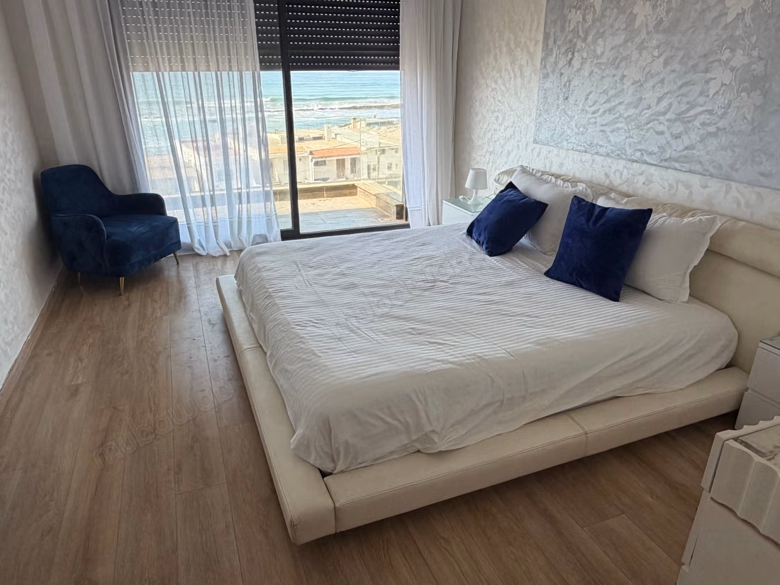 Magnificent villa for sale in Harhoura. 8 rooms. Well furnished