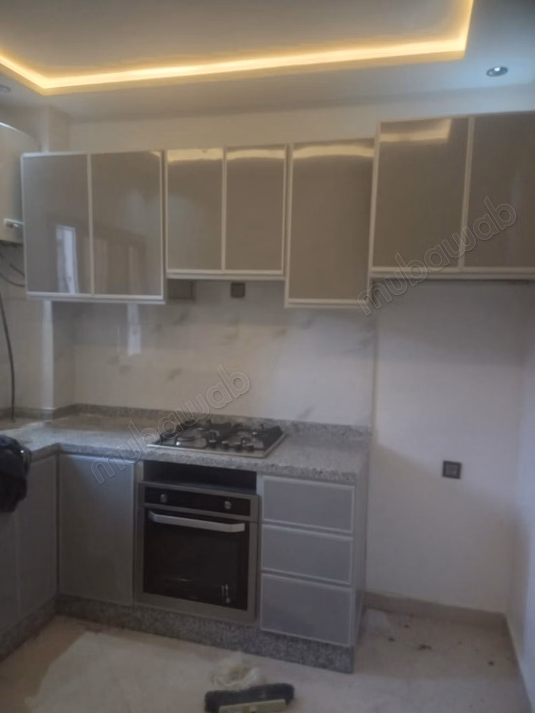 Find your house to buy in Belvédère. Area of 141 m². Traditional living room and armored door
