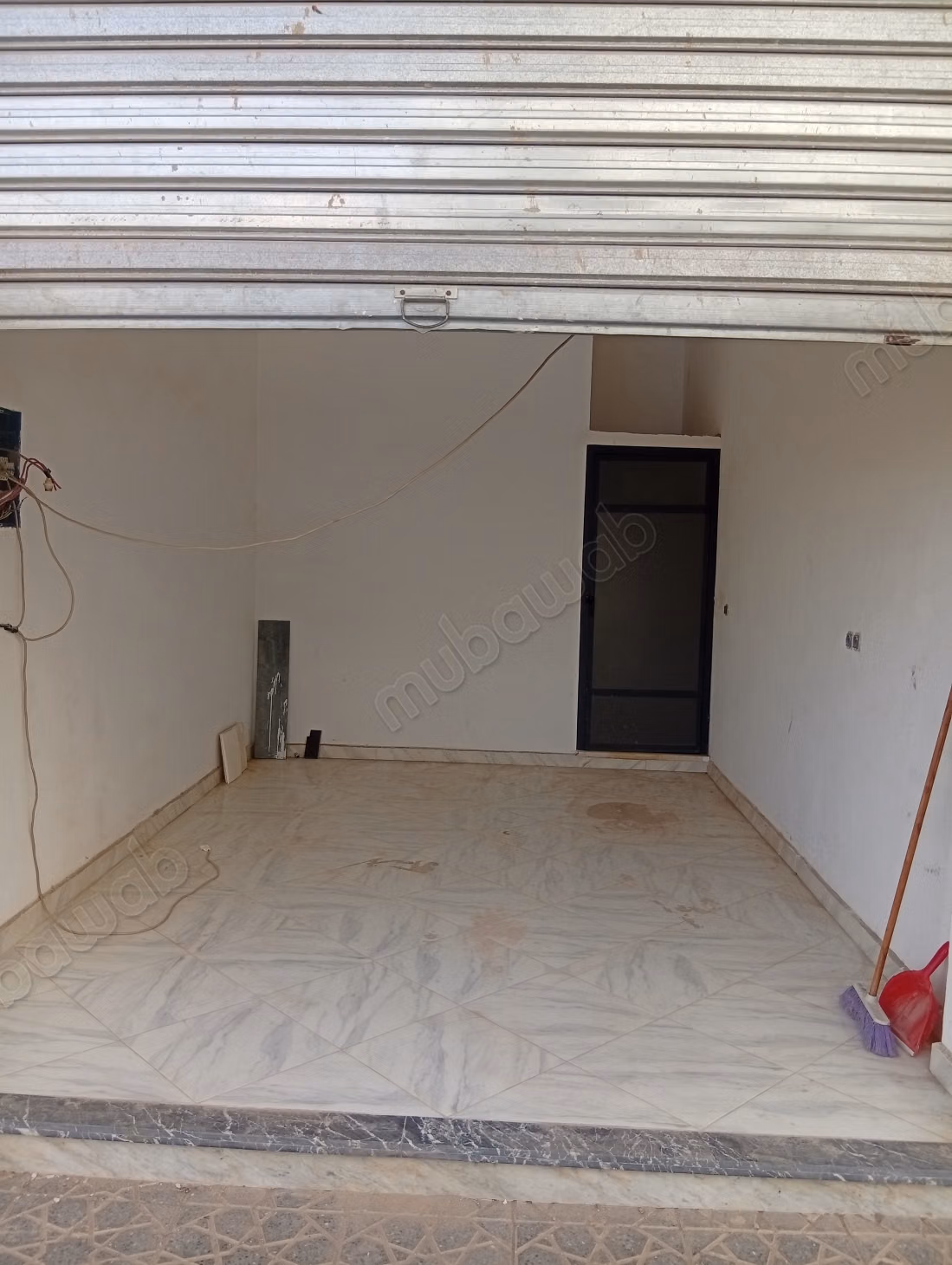 Commercial space for rent on Ain Chkaf Road