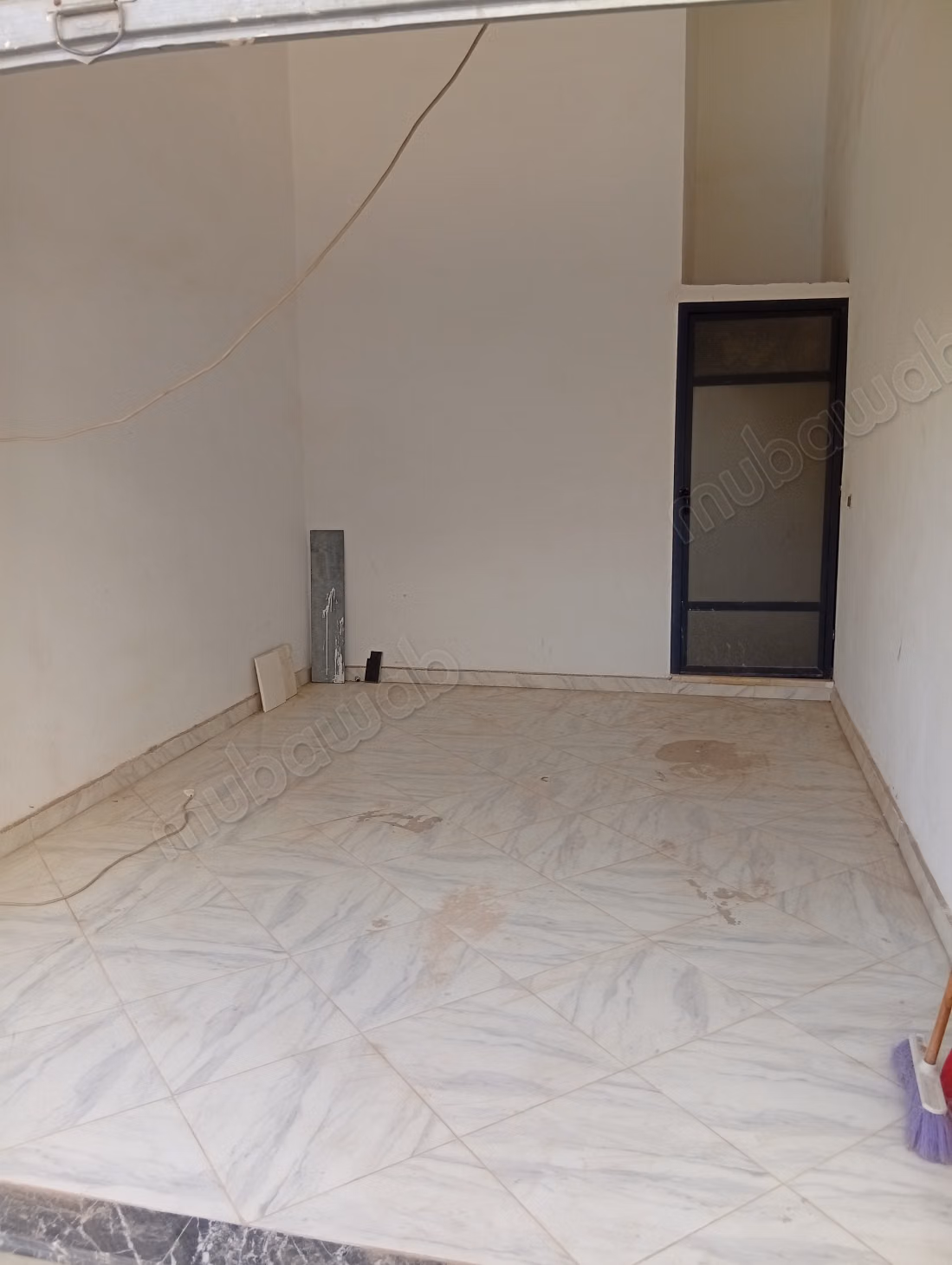 Commercial space for rent on Ain Chkaf Road