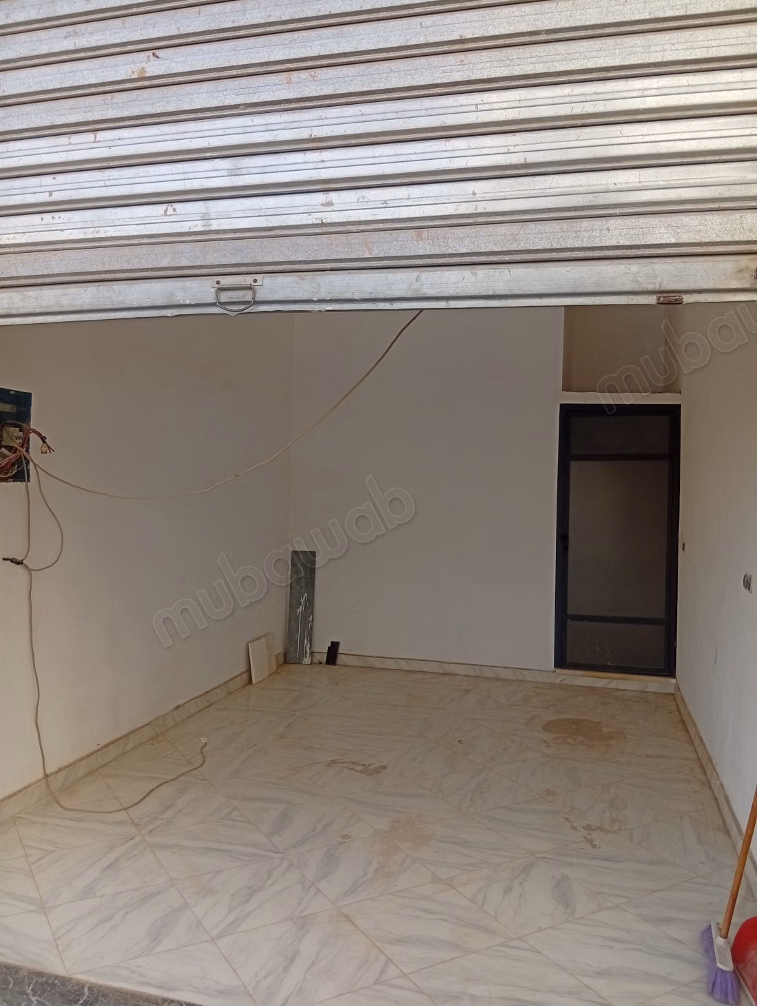 Commercial space for rent on Ain Chkaf Road
