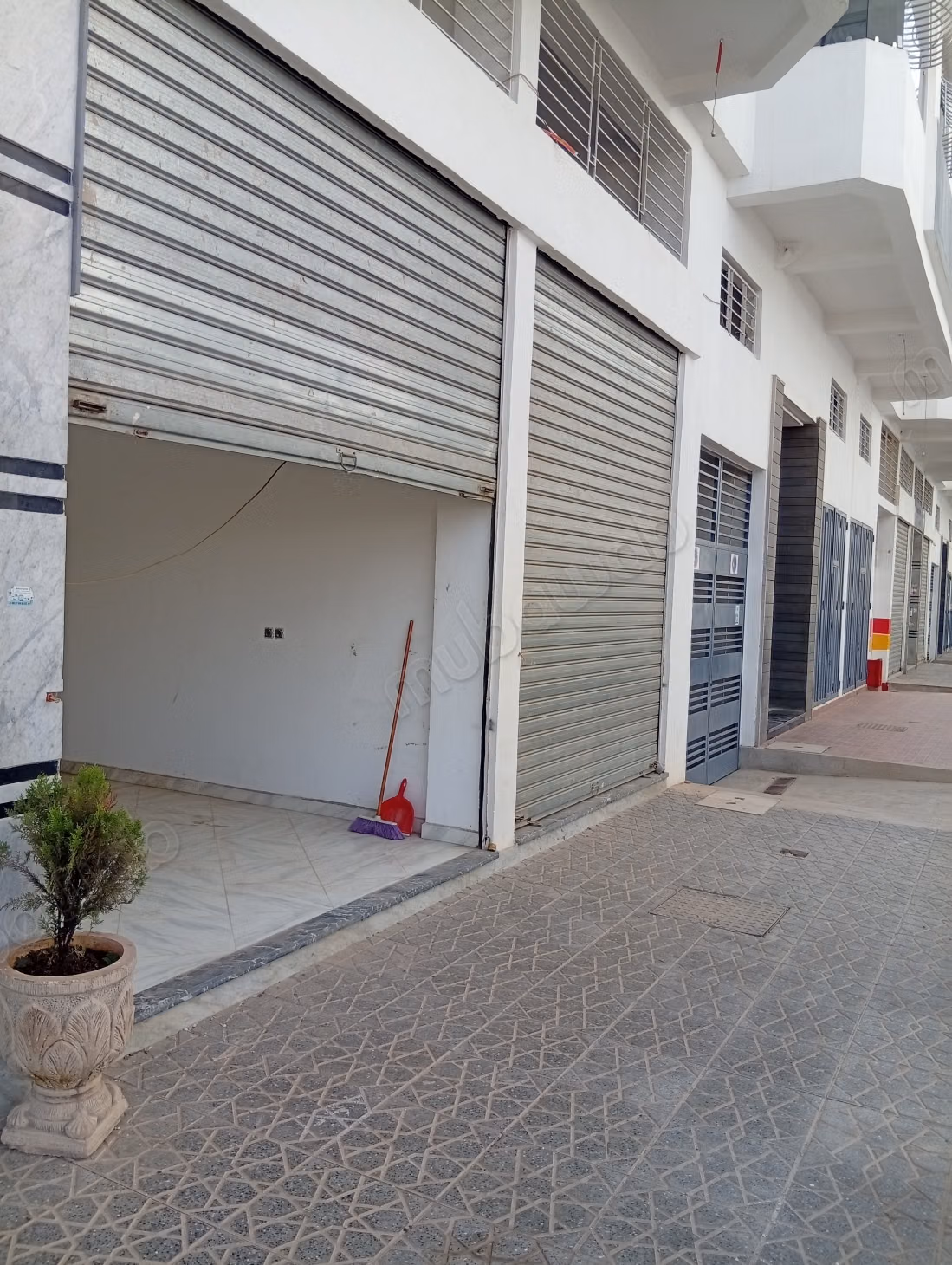 Commercial space for rent on Ain Chkaf Road