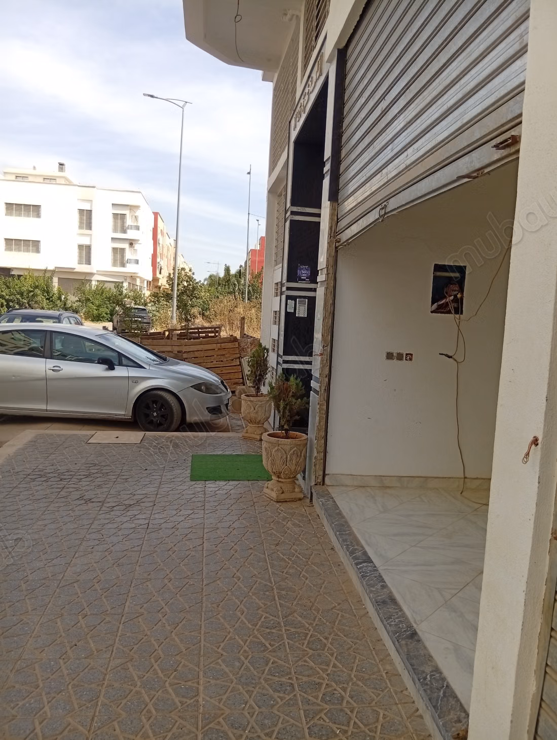 Commercial space for rent on Ain Chkaf Road